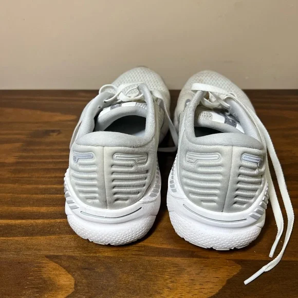 Brooks Womens White Adrenaline GTS 21 Athletic Running Shoes US 7.5 D WIDE - Picture 4 of 6